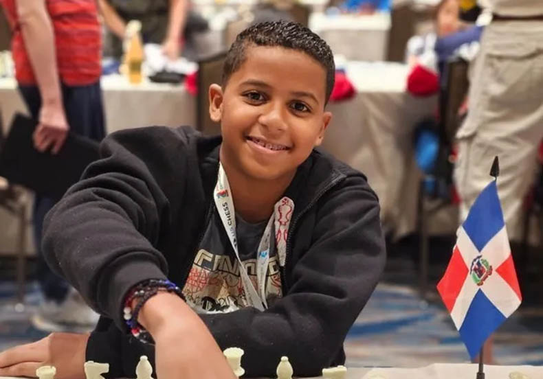 Joven dominicano triunfa en torneo de ajedrez en Honduras