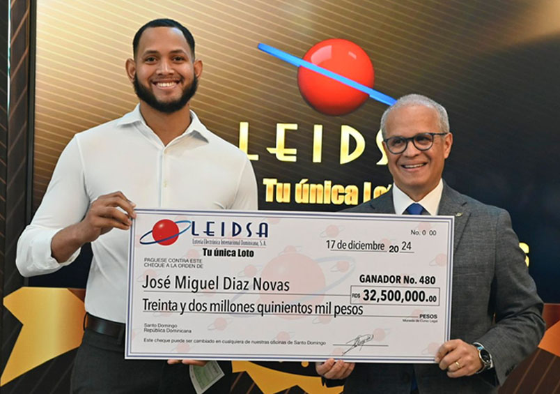 Estudiante de informática gana 32.5 millones de pesos en la loto