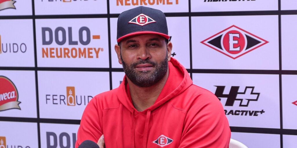 Albert-Pujols-scaled-e1737252698372-1024x512-1.jpg