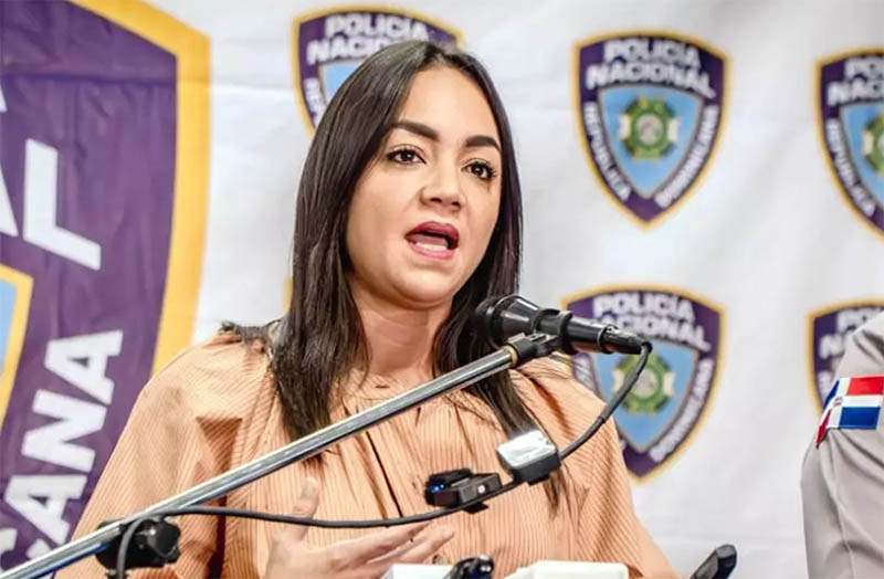 Faride Raful: “Este país es más que desorden y espectáculo"