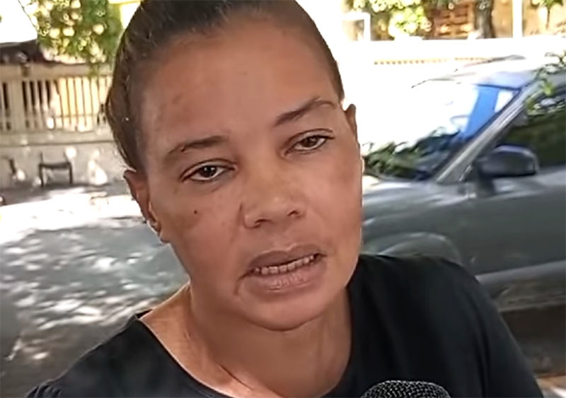 Mujer denuncia alguacil por no pagar prestamo