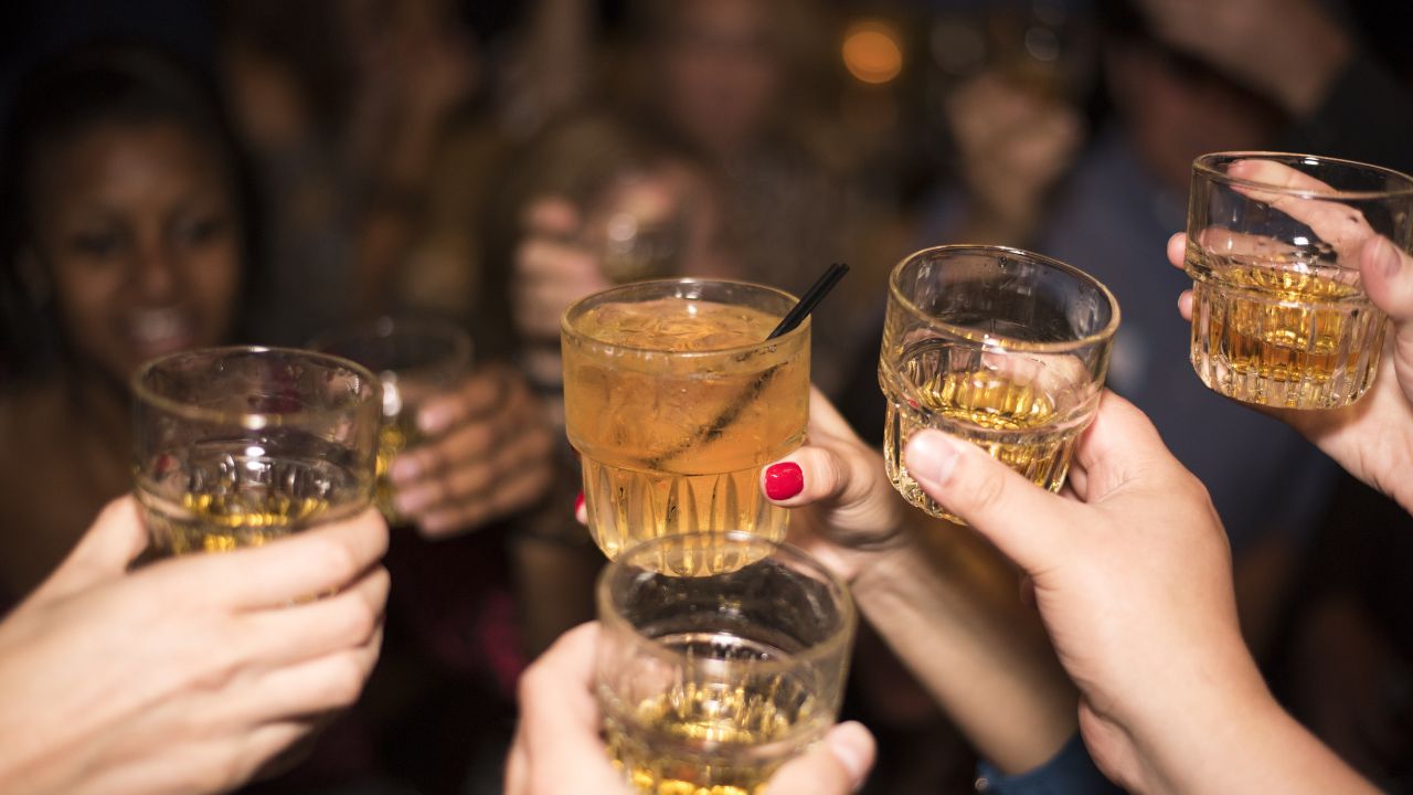 El-alcohol-y-el-cancer-.jpg