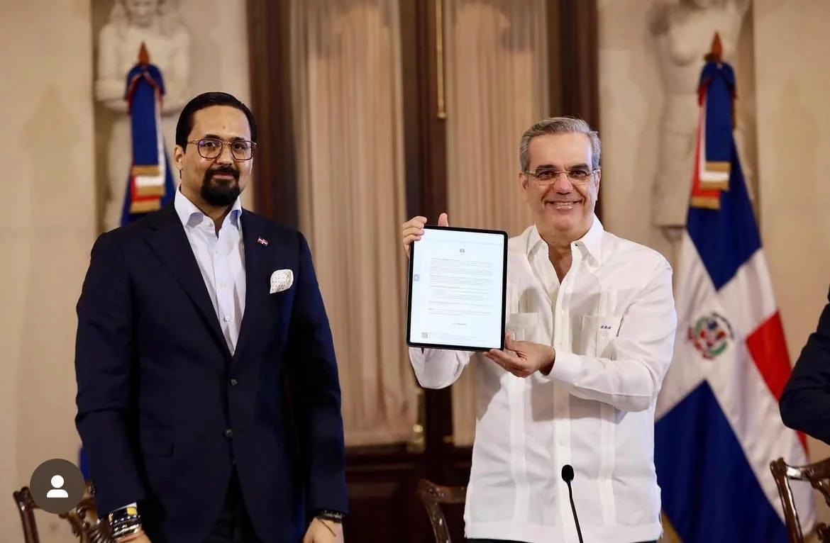 Abinader designa a Bartolomé Pujals como responsable de OACI