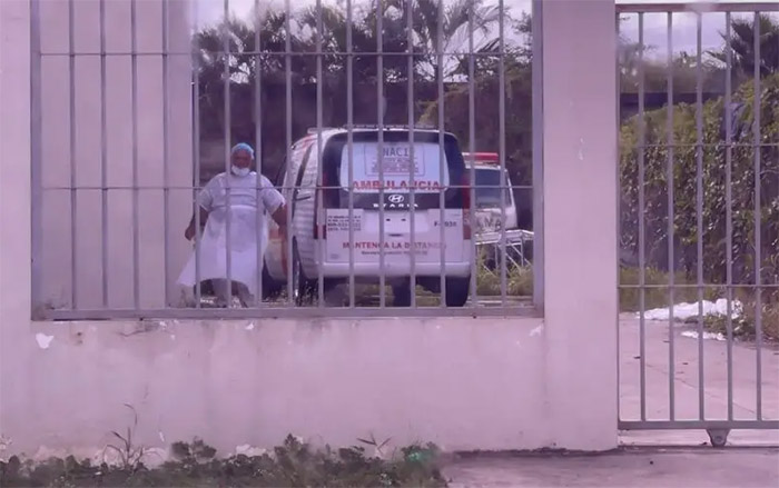 Haitiano ultima compañero de trabajo y lo entierra en una zanja
