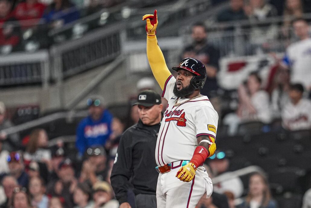 ozuna-hr-2-para-ganar-a-filis.jpg