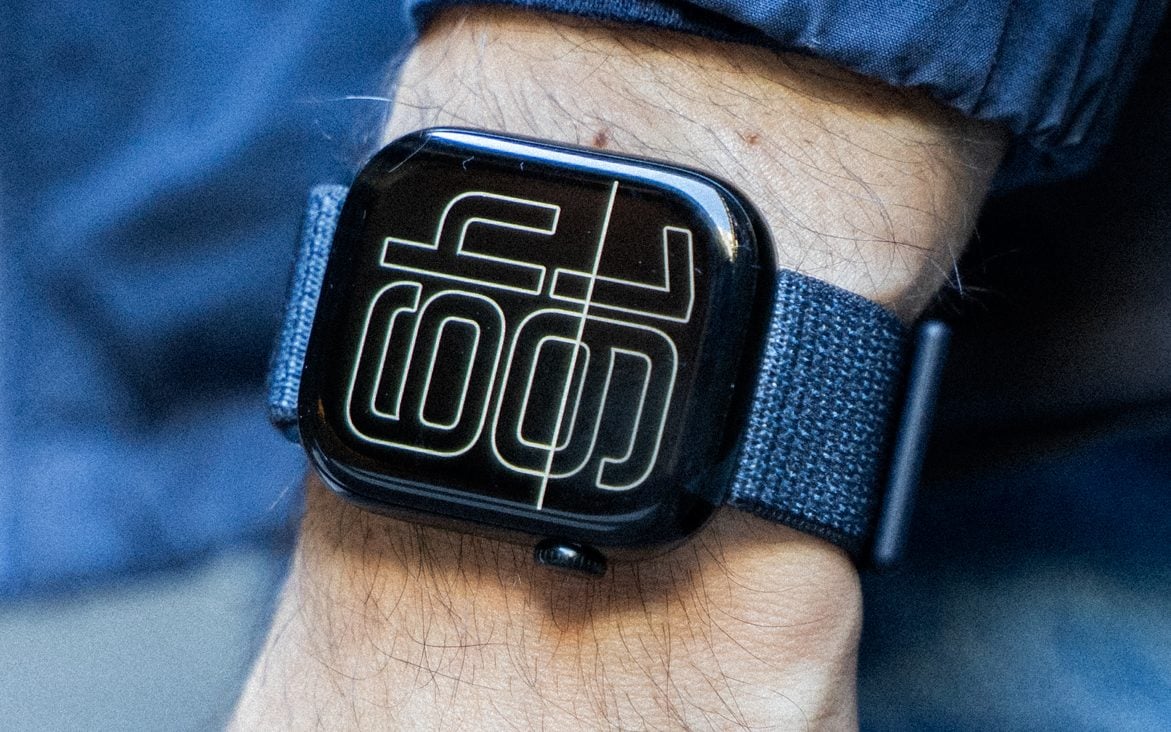 Apple-Watch-Series-10-5-edited.jpg