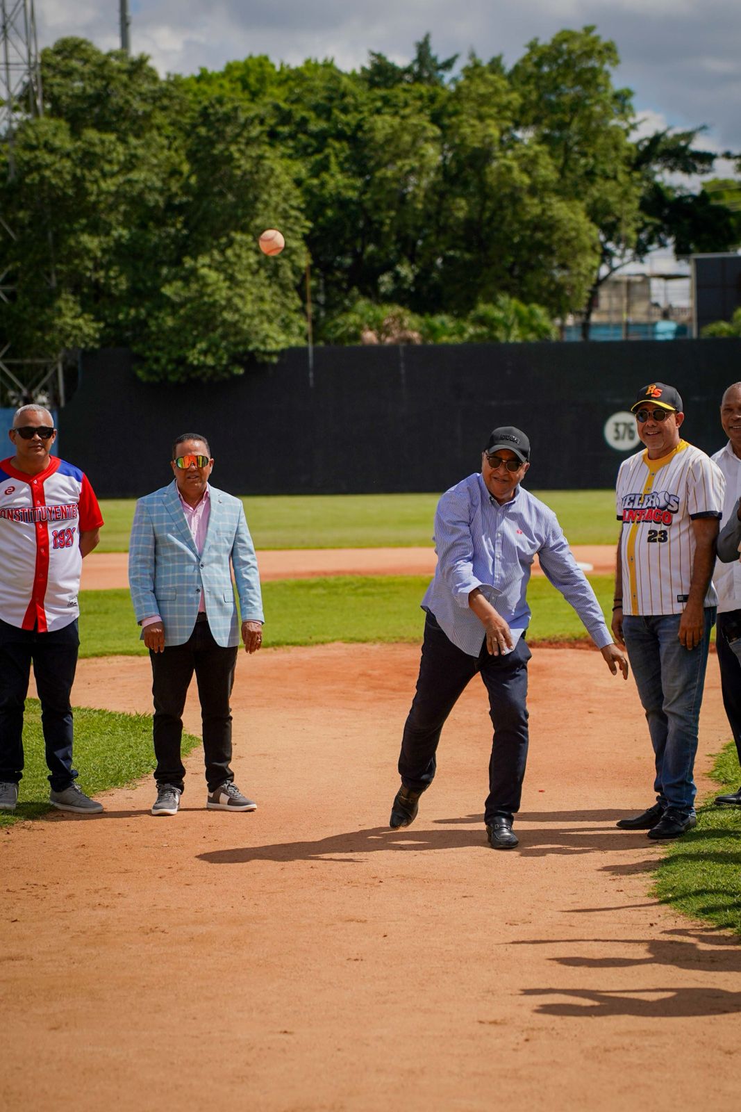 Herrera y Santo Domingo Este brillan en una vibrante tercera jornada de la Liga Nacional de Béisbol