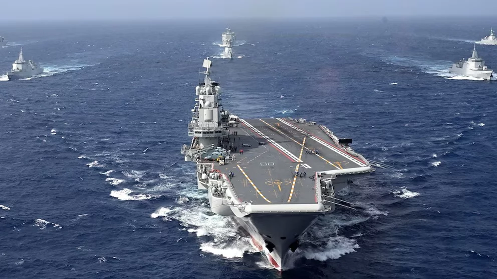 Japón advierte presencia simultánea de dos portaaviones