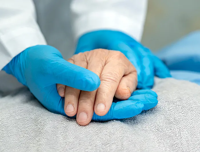 Más que protuberancias en la piel: la hidradenitis supurativa es una enfermedad silenciosa y emocionalmente debilitante