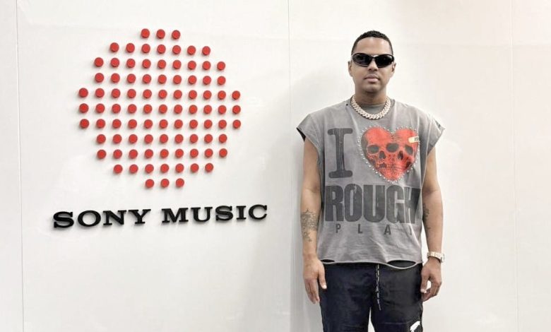 Alofoke celebra esta noche en Miami alianza con Sony Music