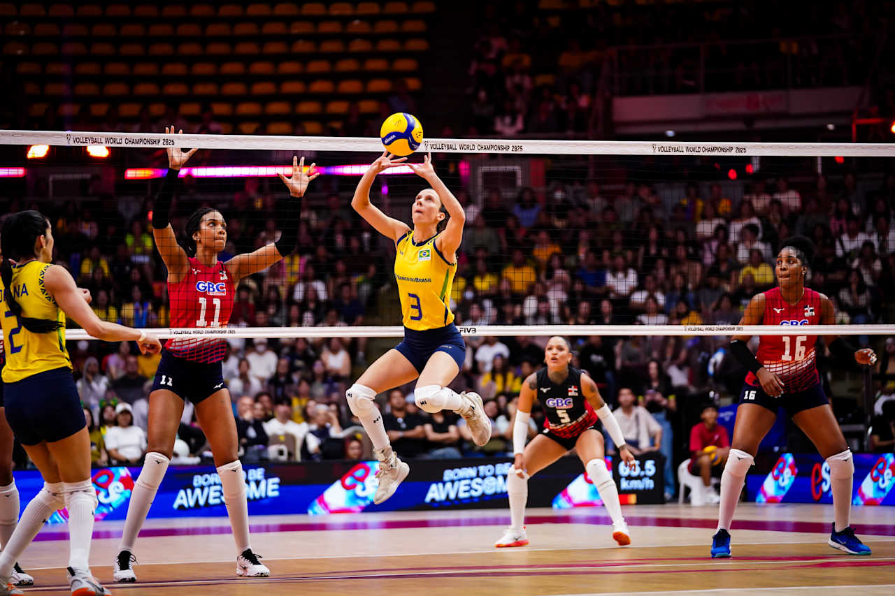 Brasil venció 3-1 a las Reinas del Caribe y avanza en el Mundial