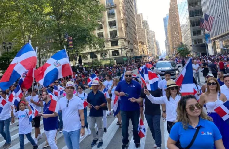El 43.º Desfile Dominicano de Manhattan este domingo 10 de agosto