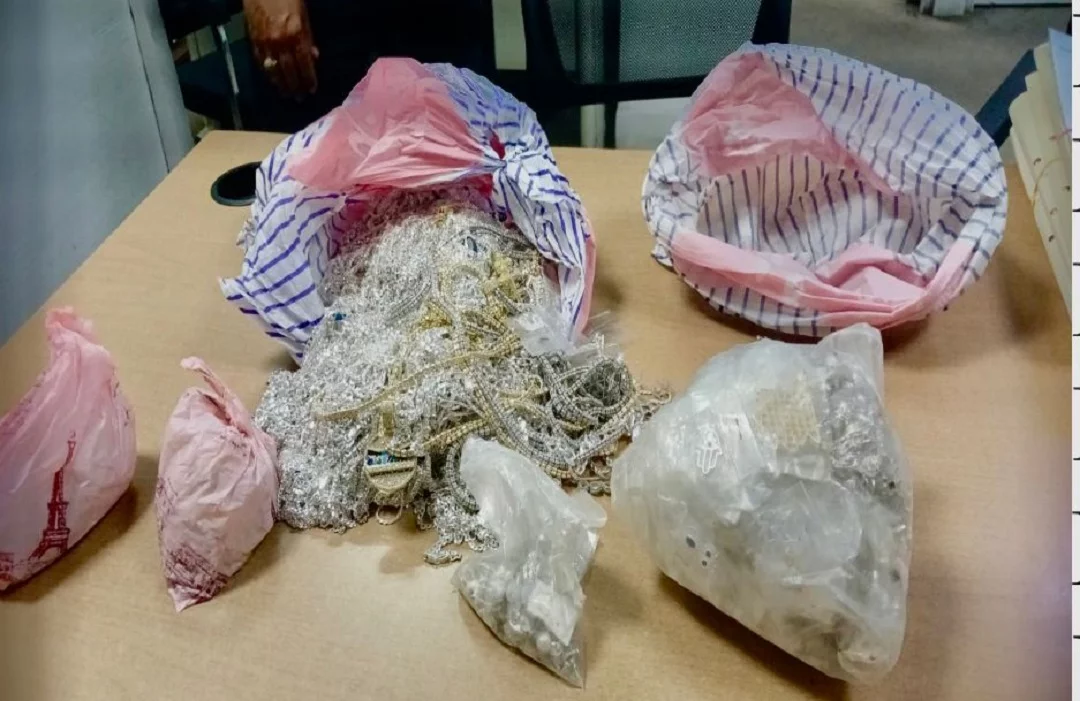 Decomisan millones, vehículos, armas y marihuana líquida