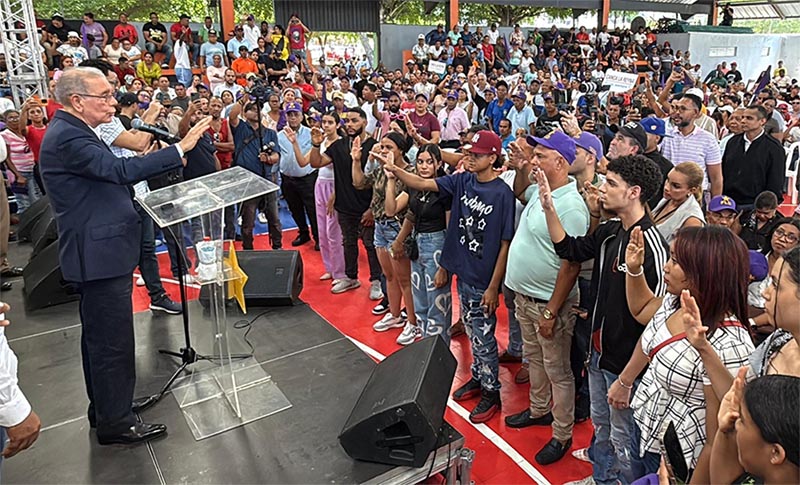 Danilo Medina advierte sobre descontento social dominicanos