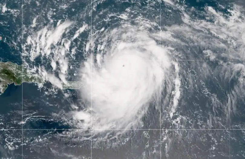 Huracán Erin mantiene vigilancia sobre territorio dominicano