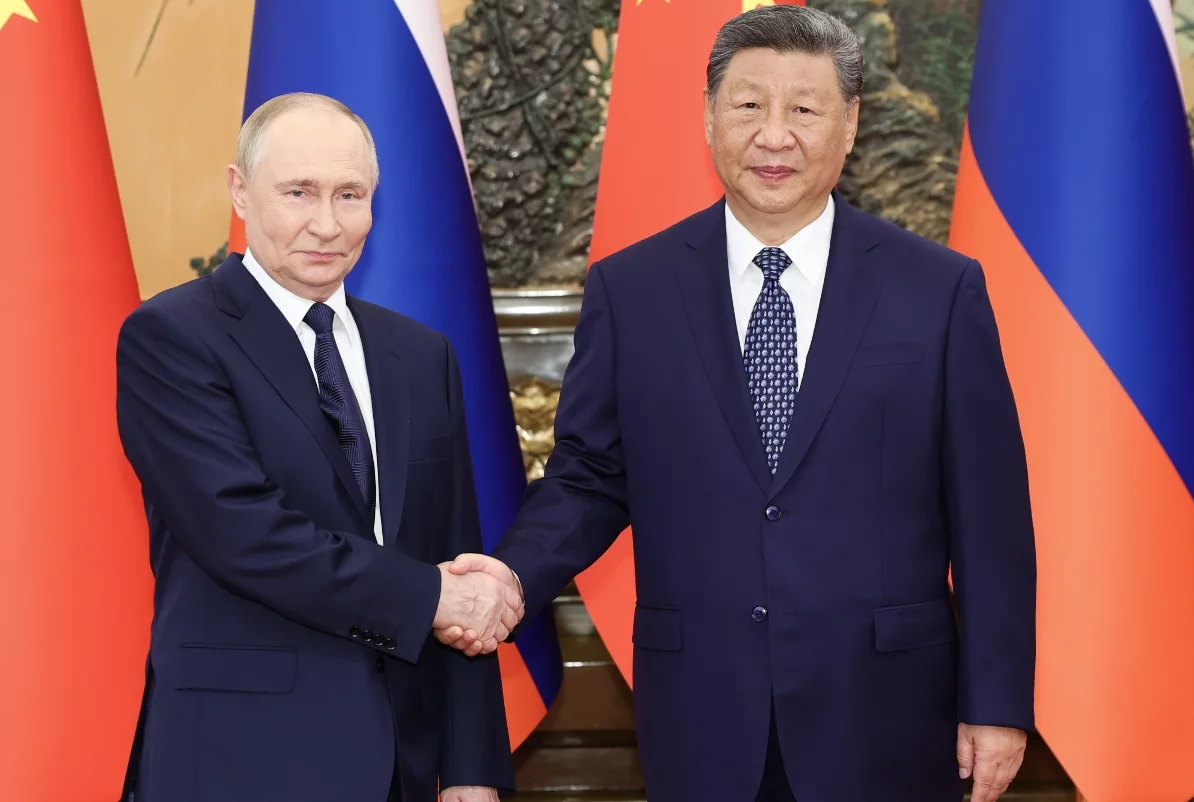 China fortalece las relaciones bilaterales con Vladimir Putin