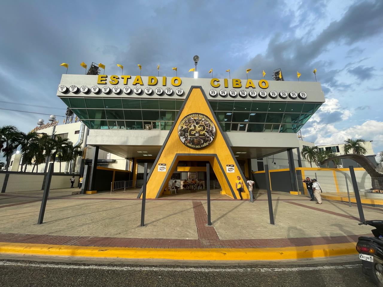 Expectativa por juego inicial de las Águilas y Gigantes