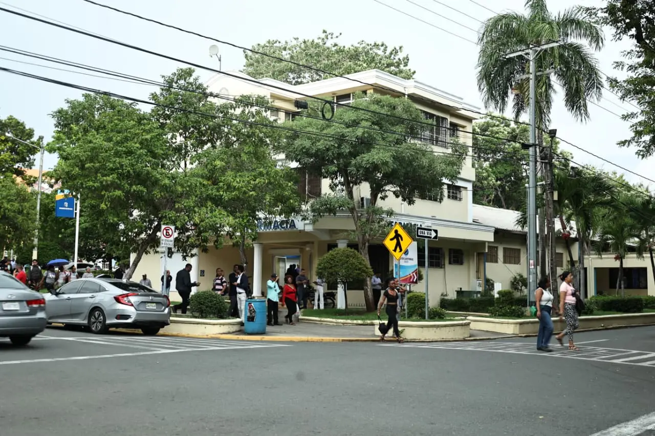 Estado de salud de guardias heridos en UASD mejora tras tiroteo en el campus