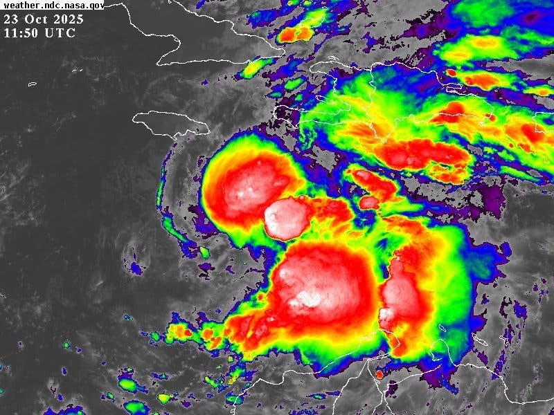 El COE emite alerta roja en 12 provincias por la tormenta tropical Melissa