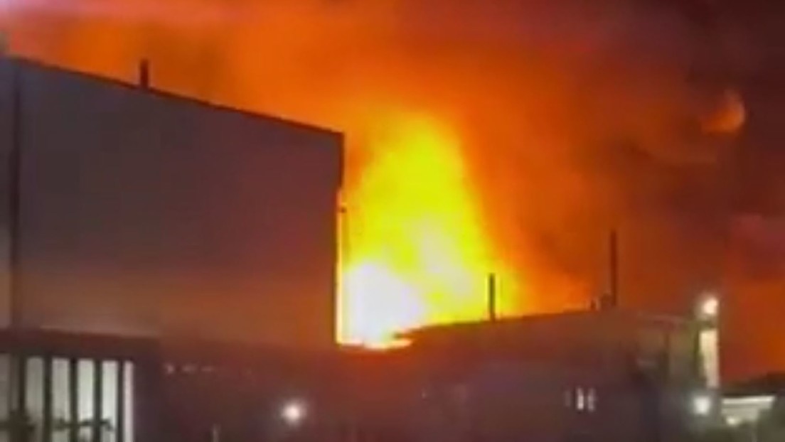 Explosión en Argentina provoca un incendio masivo