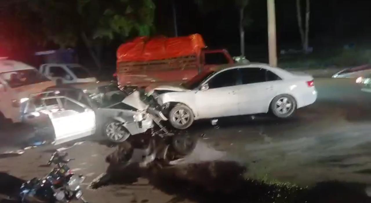 Accidente en la Circunvalación Sur Santiago, deja varios afectados, entre ellos dos niños