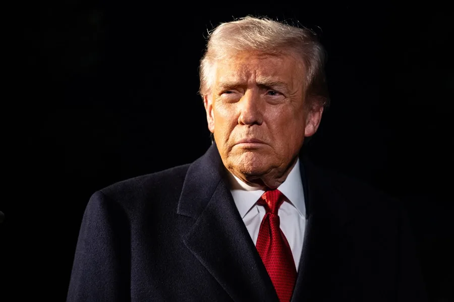 Trump eleva la tensión con Venezuela y las aerolíneas toman precauciones para operar en el país