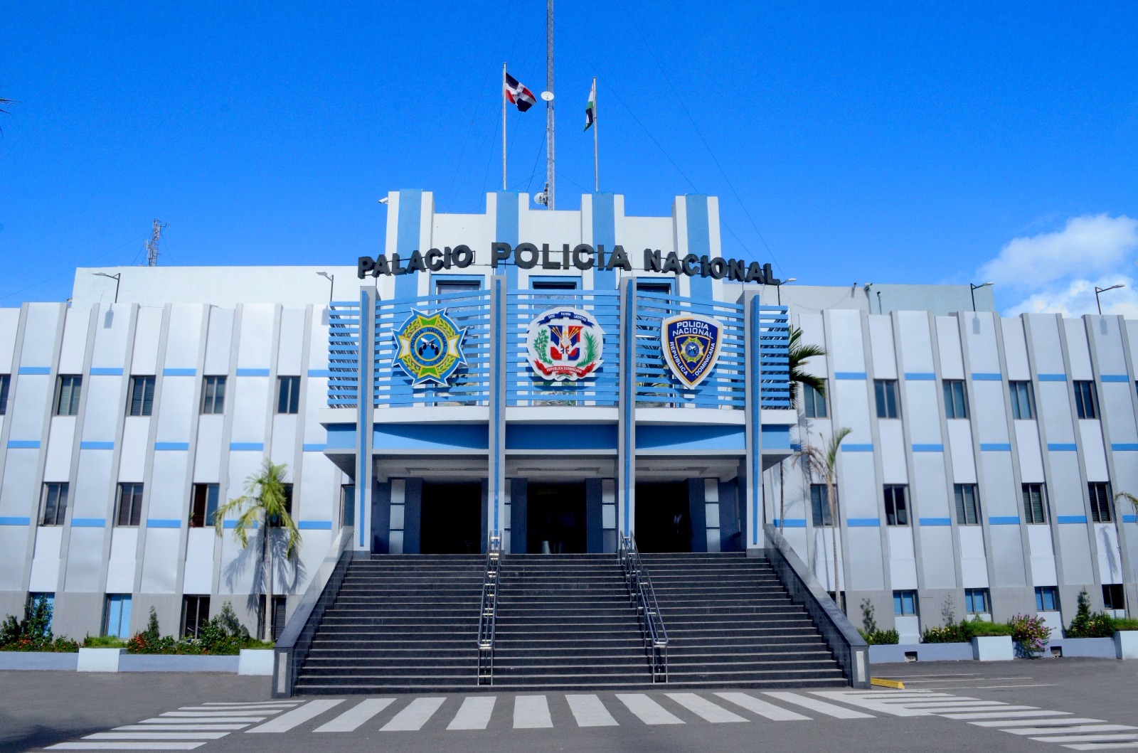 Policía identifica a hombre acusado de matar en Santiago