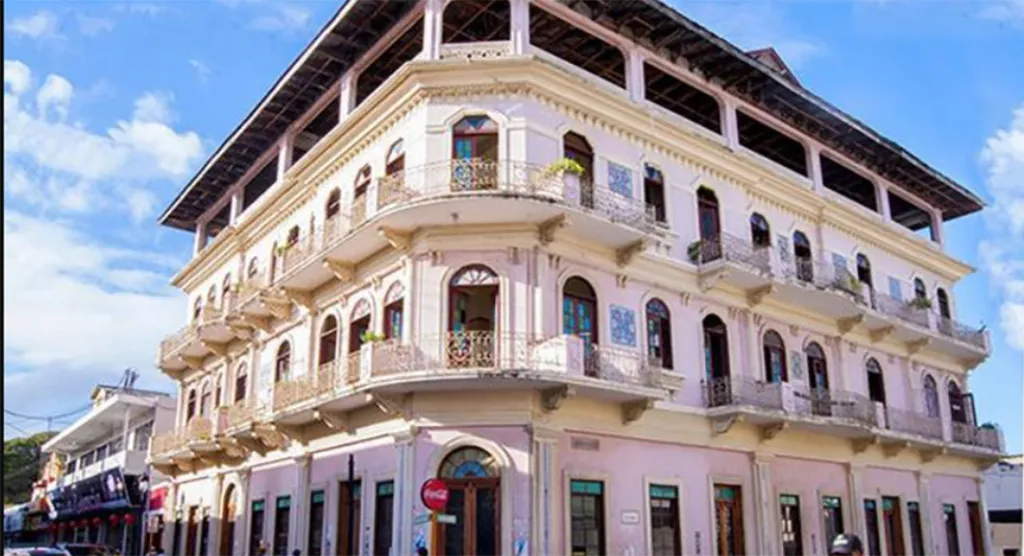 Hotel Mercedes desde este sábado 29 será el Museo de Arte de Santiago y Centro Cultural Cibao Banreservas