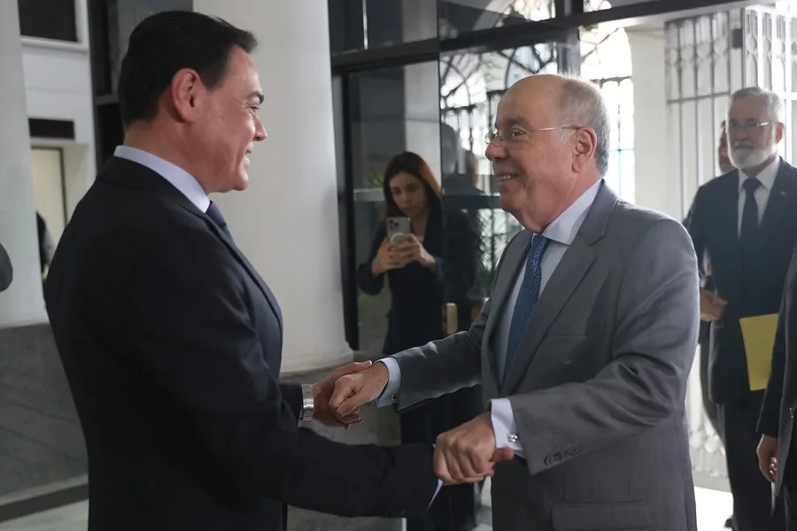 Paraguay concluye caso de espionaje tras informe de Brasil