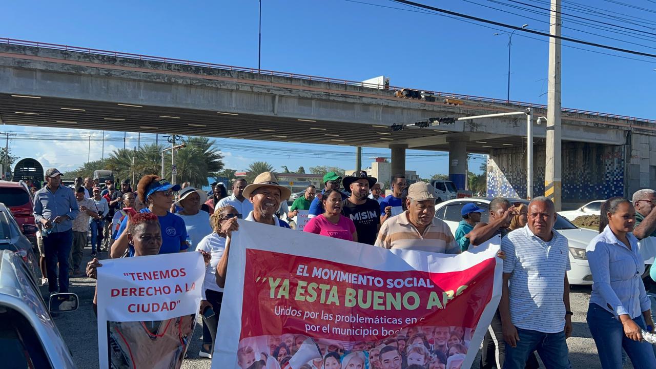 Protestan por ampliación de Avenida Ecológica en Boca Chica