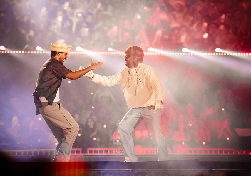 Romeo la sorpresa en el concierto de Bad Bunny y estrenan remix de BOKeTE