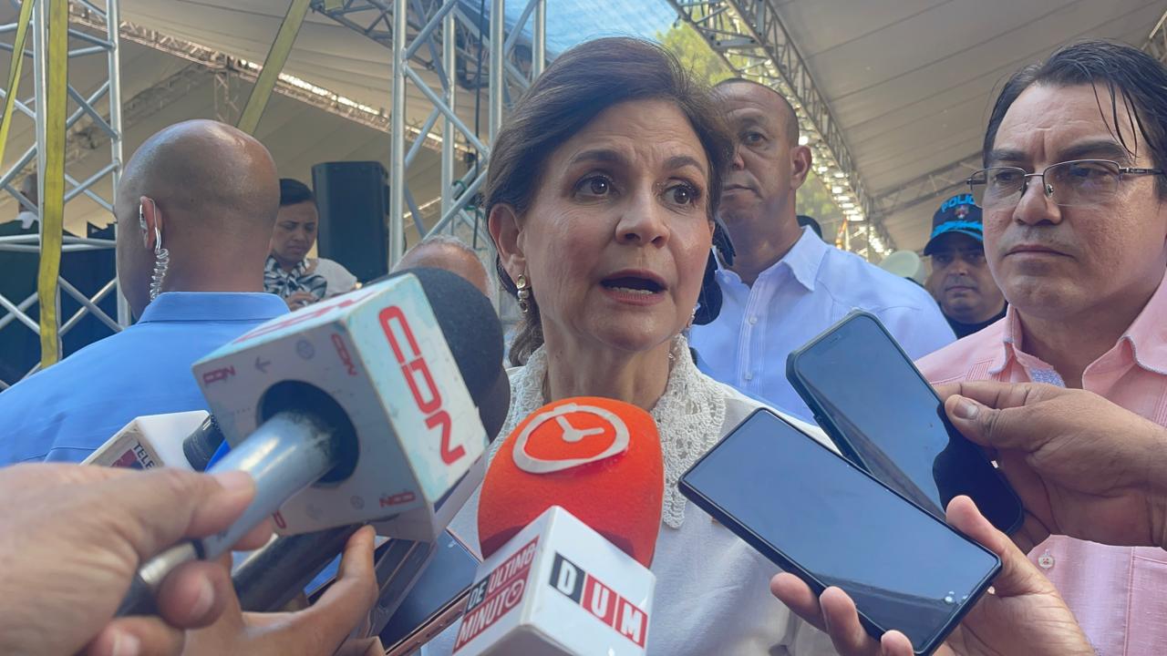 Vicepresidenta asegura Gobierno respeta independencia del TC