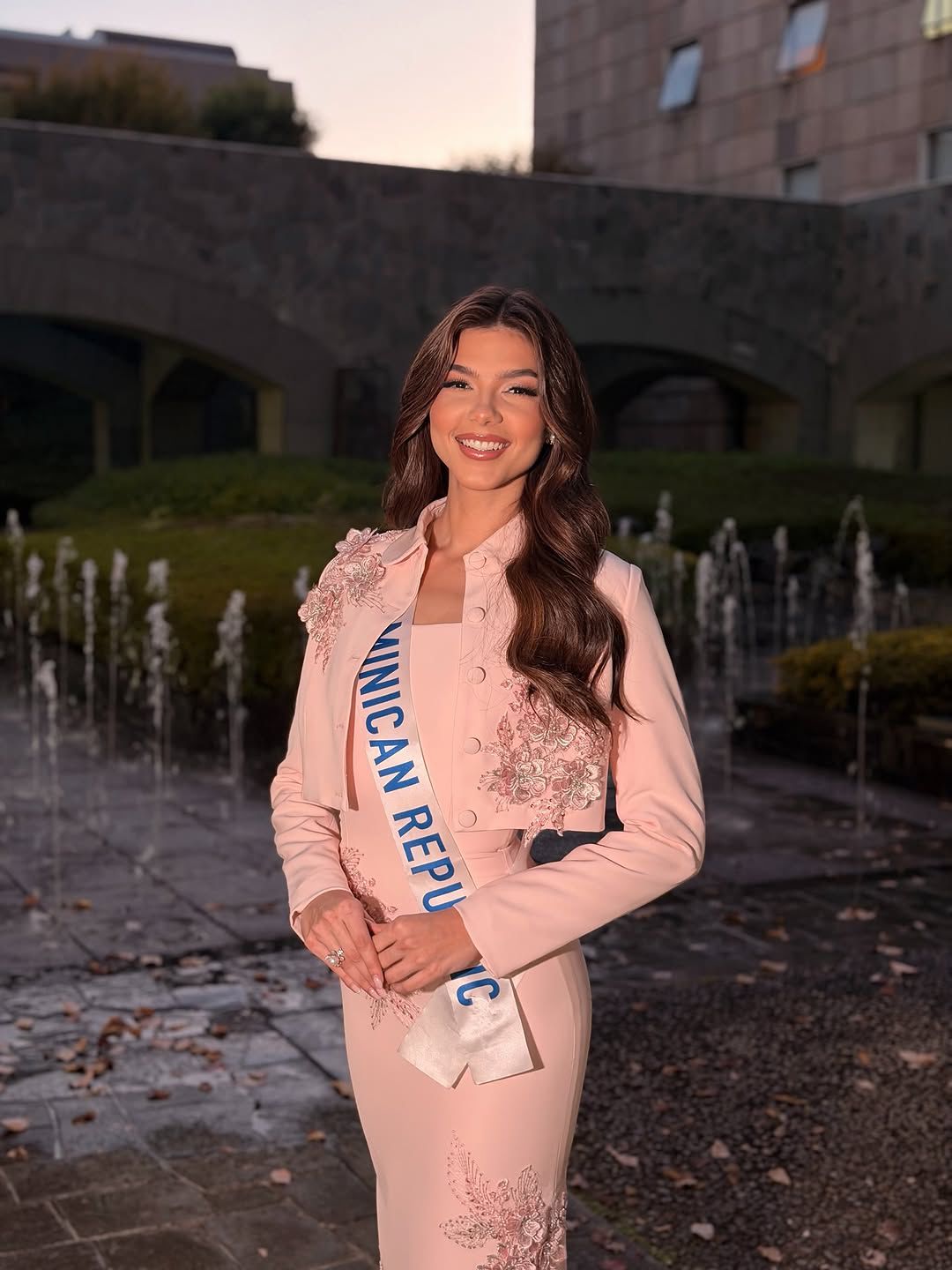 Ana Maspons, Miss Internacional RD deslumbró