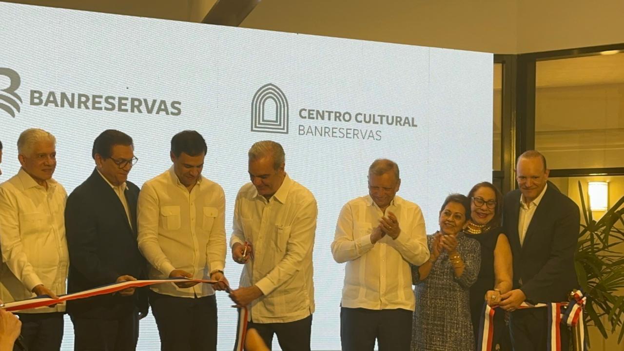 Banreservas inaugura Centro Cultural en el Hotel Mercedes