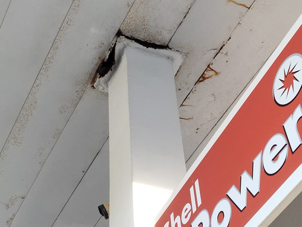 Estación Shell en Arroyo Barril presenta deterioro alarmante