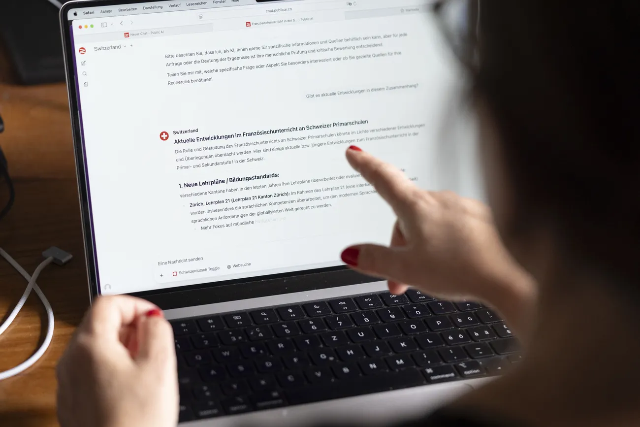 Mantienen las condenas a prisión para opositores tunecinos