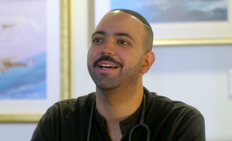De Villa Tapia pal mundo: El dominicano que enseña en Harvard