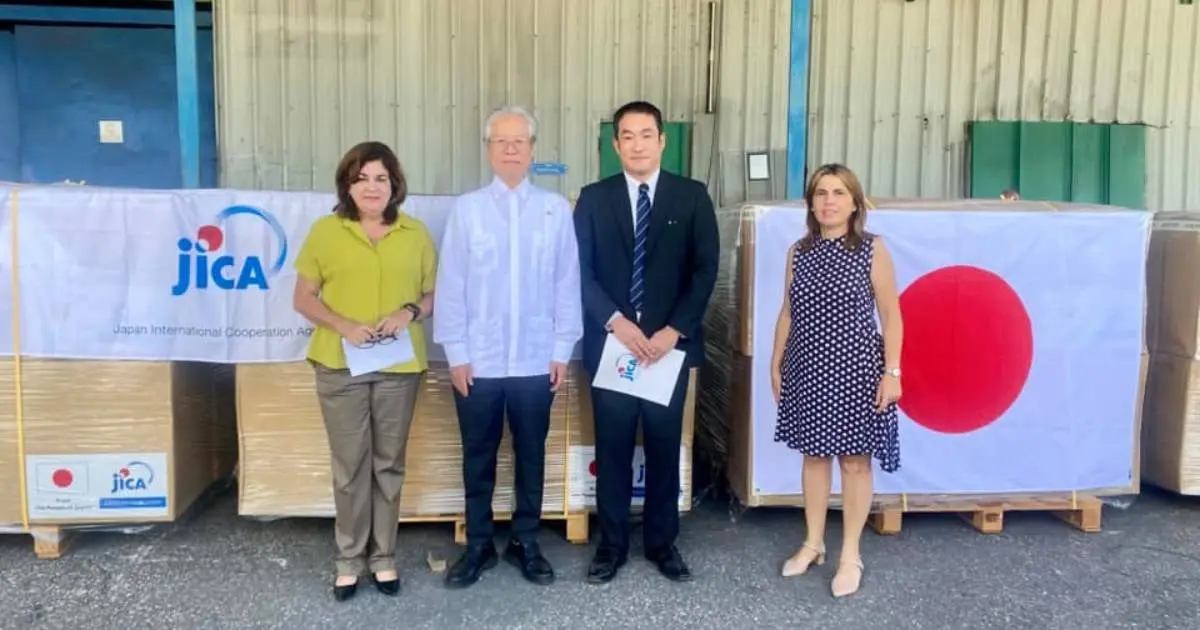 Japón entrega ayuda humanitaria a damnificados en Cuba