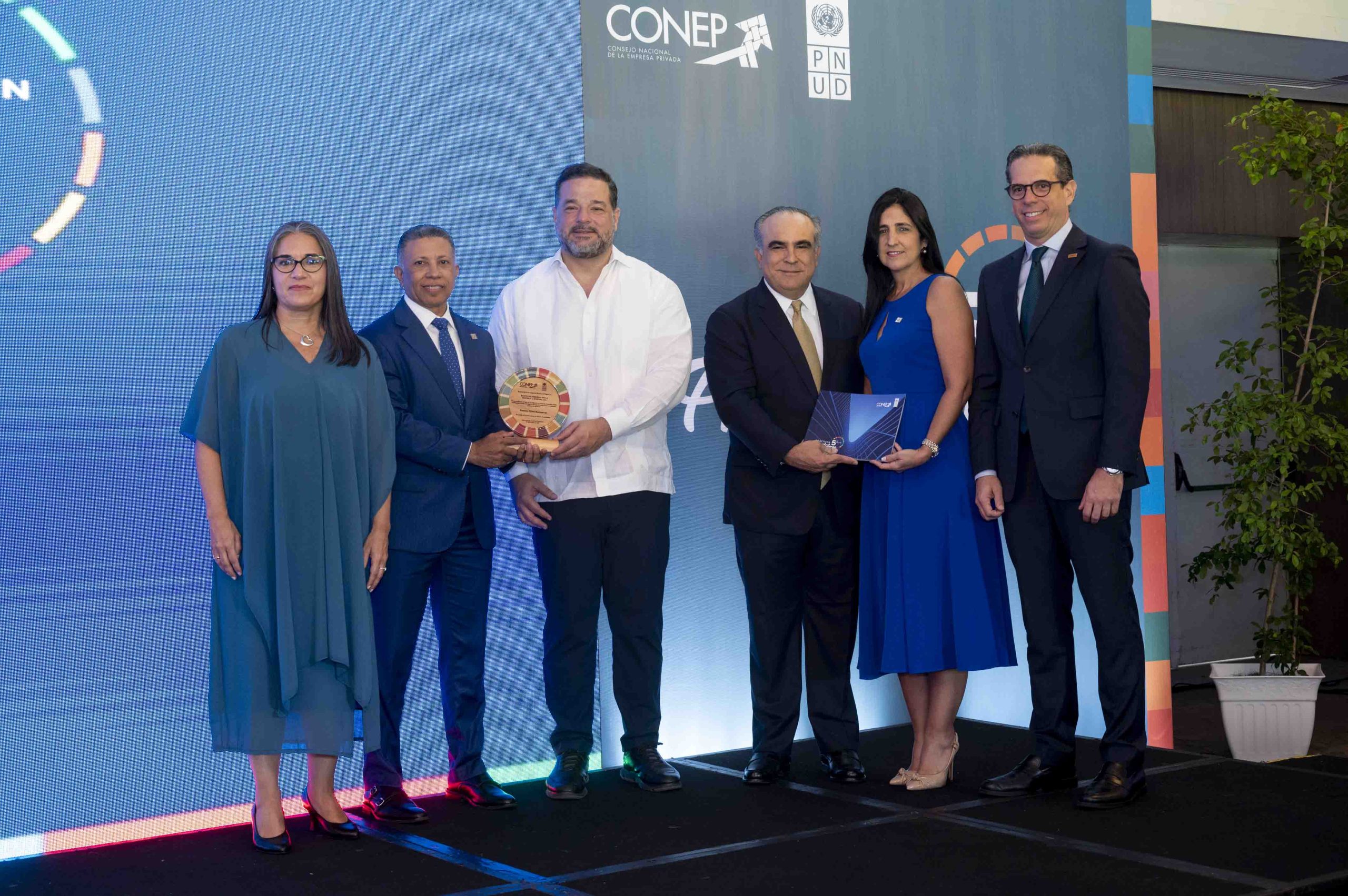 Programa Fomenta Pymes Banreservas es reconocido como modelo de negocio