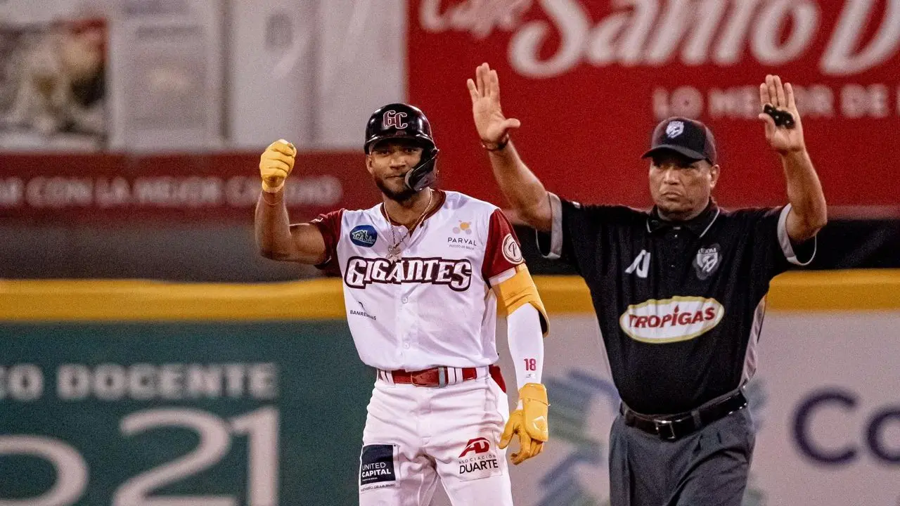 Johan Rojas es fuertemente abucheado