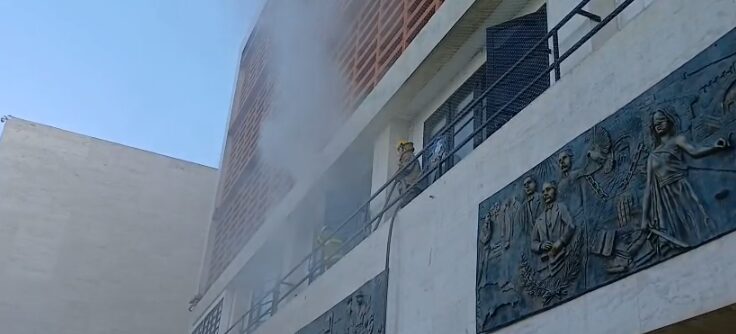 Se registra pequeño incendio en la Cámara de Diputados