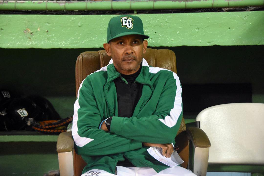 Convertido en un béisbol de ñoñería: Críticas de Tatis Sr.