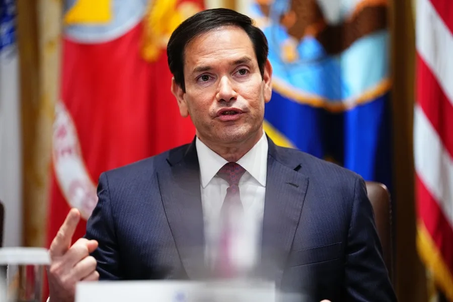 Marco Rubio trata por teléfono la situación