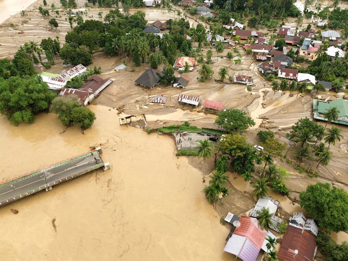 Más de 700 fallecidos por las inundaciones en Indonesia