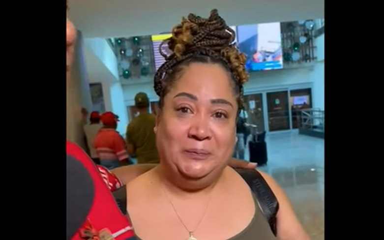 Dominicana retorna a su país tras casi tres décadas fuera
