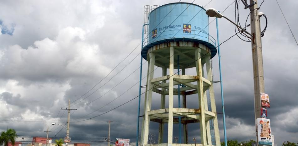 Caasd aprueba nuevas tarifas del agua desde RD$6