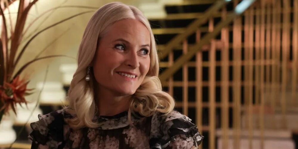Princesa Mette-Marit pide disculpas por caso Epstein