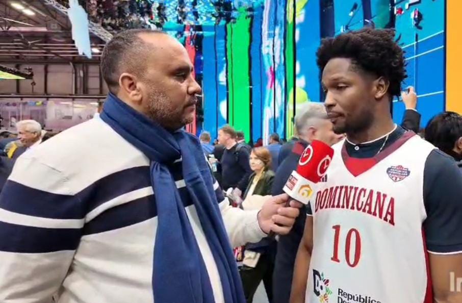 Andrés Félix destaca crecimiento del baloncesto dominicano durante FITUR 2026