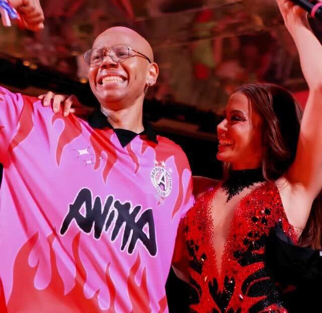 fan que bailó con Anitta durante su lucha contra el cáncer