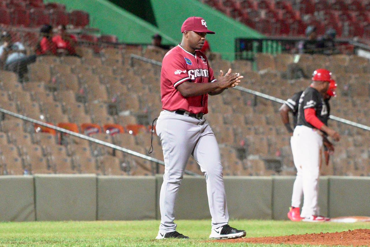 Gigantes del Cibao ratifican a Jefry Sierra como dirigente para el resto de la temporada
